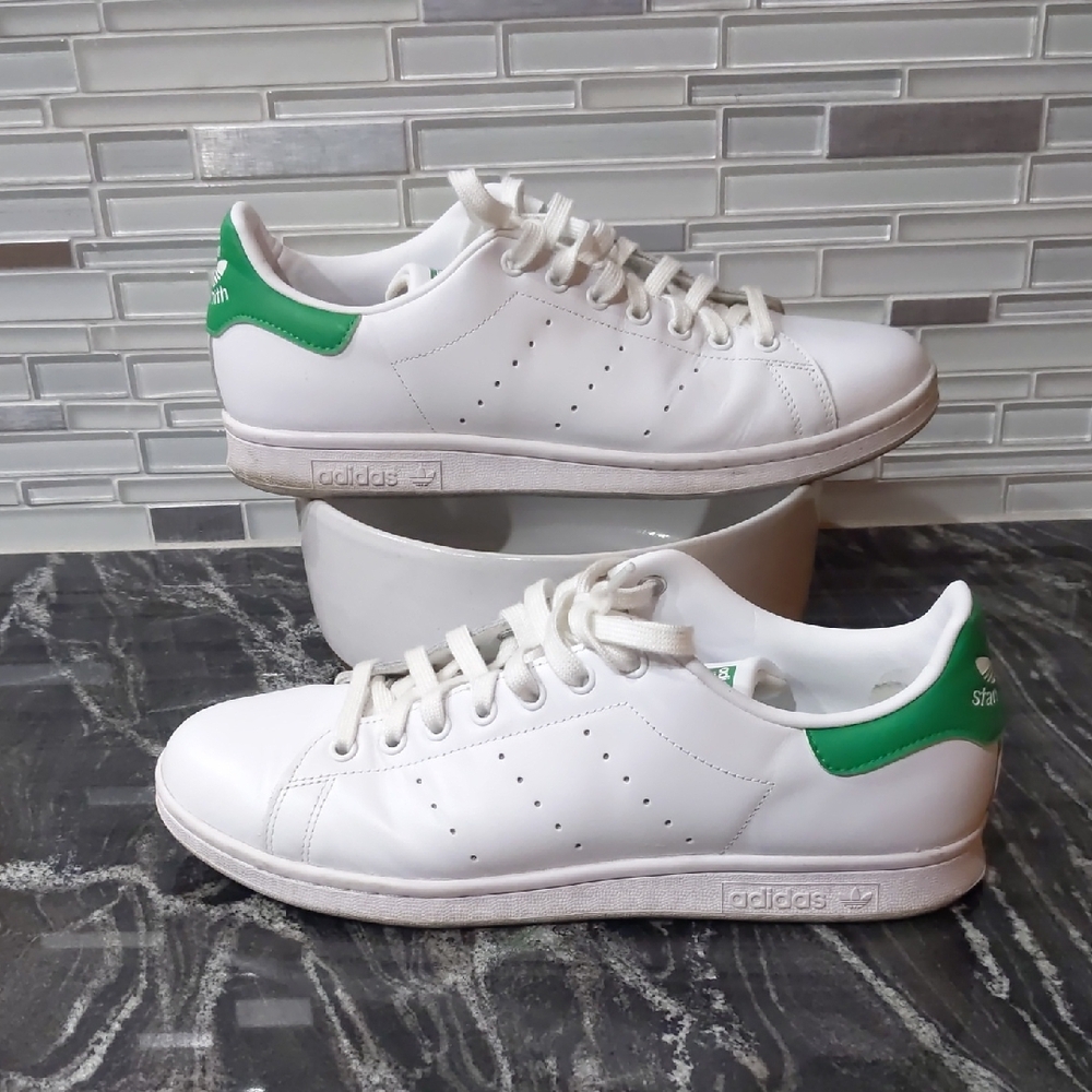 Adidas Stan Smith - White and Green Sneakers
